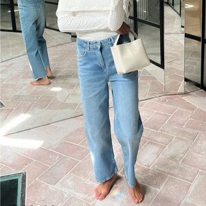 Stylish Light Blue Women's Cropped Straight Leg Jeans